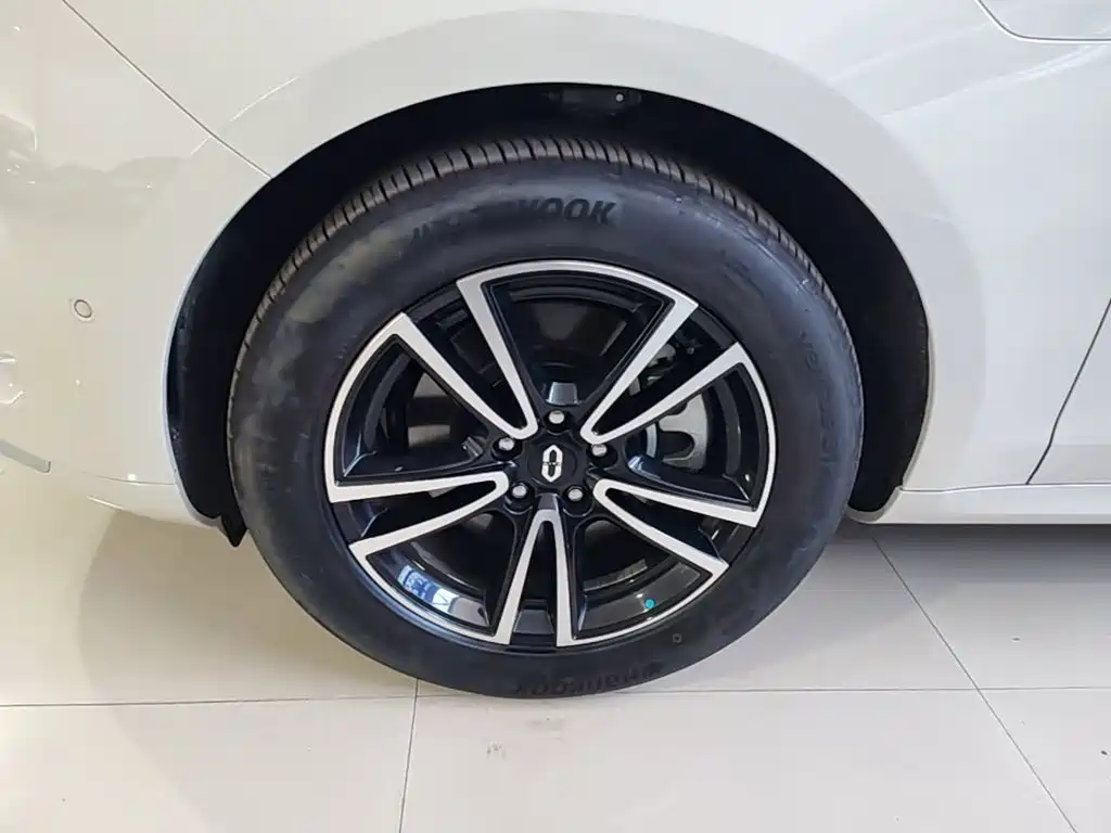 AITO Wenjie AITO M5 2026 2025 Extended Range Ultra AWD