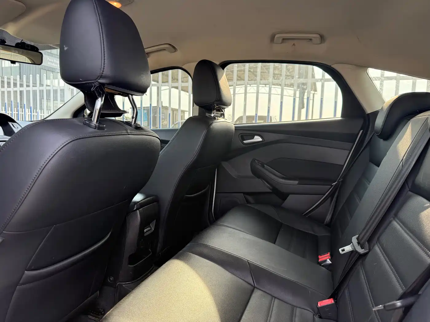 Ford Focus 2019 2018 Hatchback Classic 1.6L Automatic Comfort Smart Edition