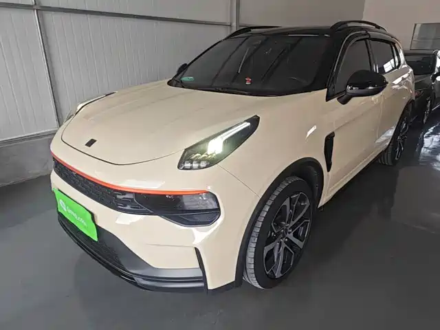 Lynk & Co 01 2.0TD, полный привод, Halo