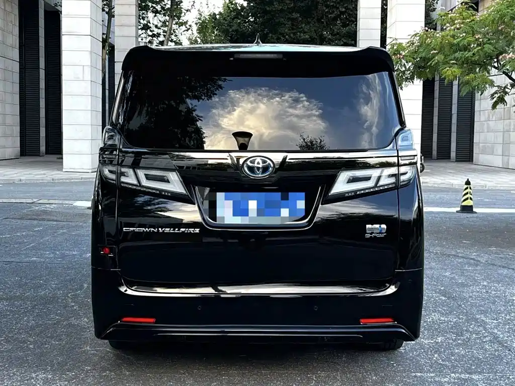 Toyota Vellfire 2023 2023 Crown Hybrid 2.5L HV Ultimate