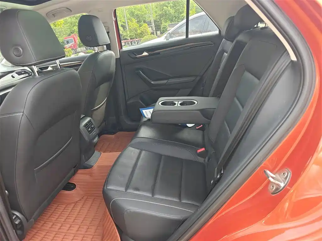 Volkswagen T-ROC 2019 280TSI DSG 2WD Comfort Version China VI фото 13