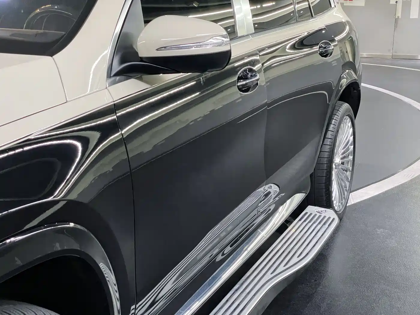 MERCEDES-BENZ MAYBACH GLS