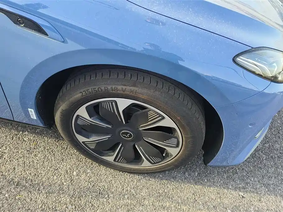 Hongqi HONGQI TIANGONG 05