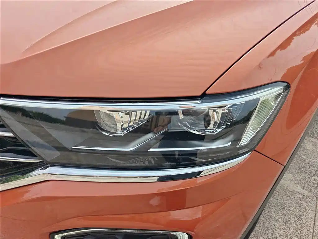 Volkswagen T-ROC 2019 280TSI DSG 2WD Comfort Version China VI фото 18