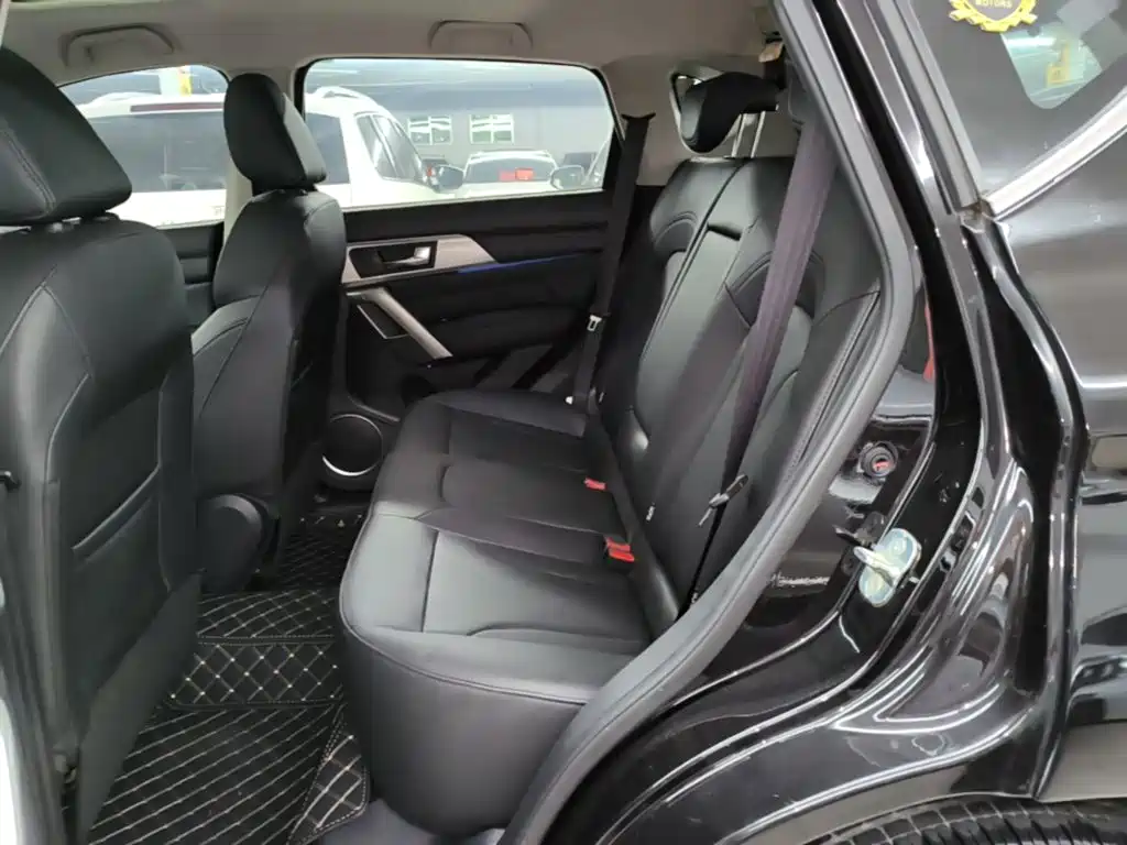 Фото 17 - Haval H2