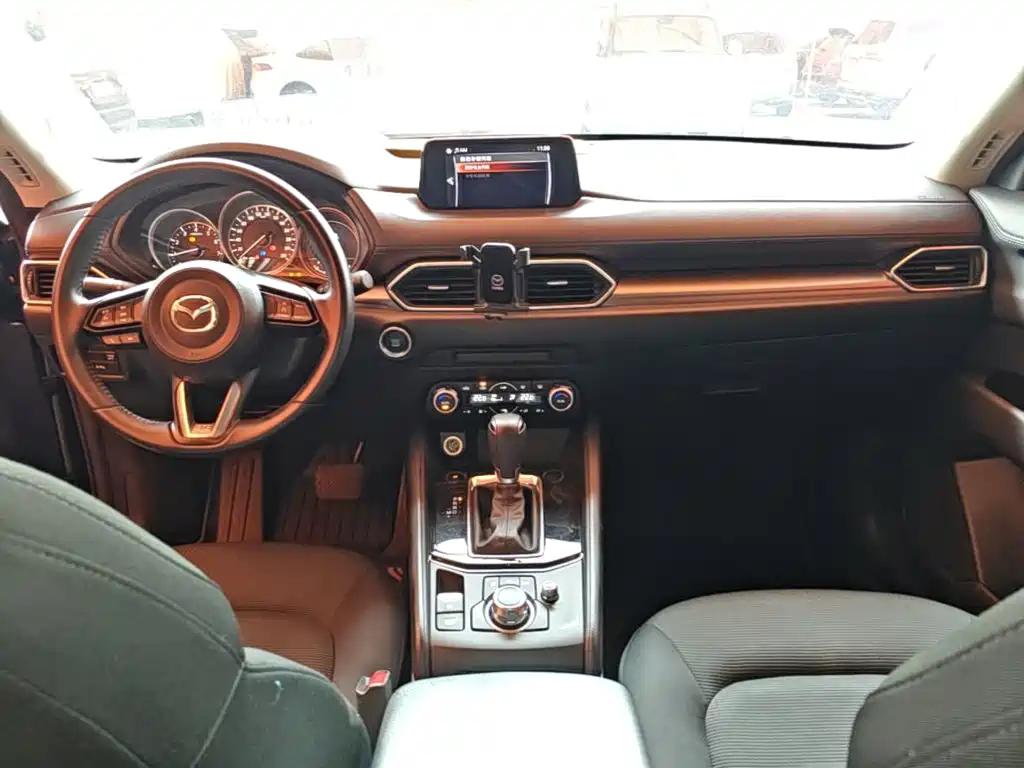 Photo 10 - Mazda CX-5