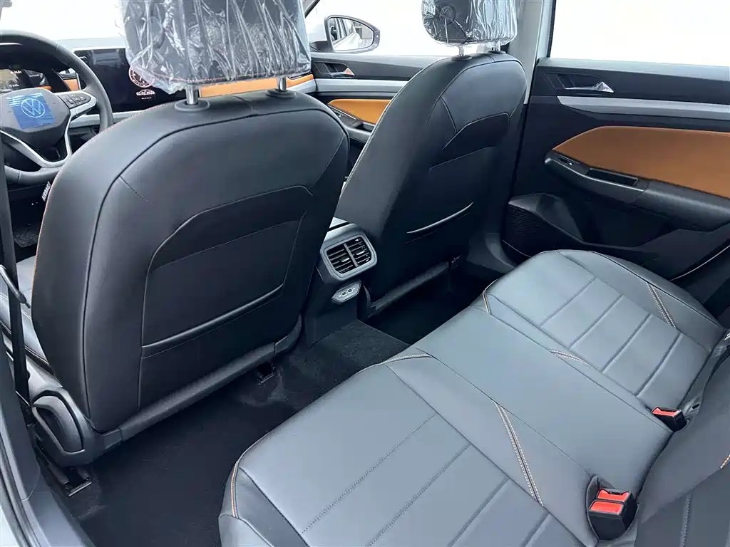 Volkswagen Bora 2025 Facelift 200TSI DSG Navigation Edition фото 23