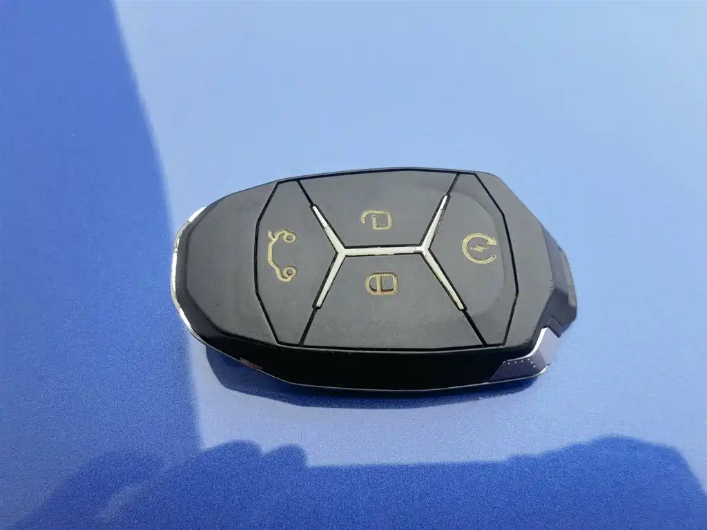 Lynk & Co 02 2019 1.5T DCT FWD Jin Pro Version China VI фото 19