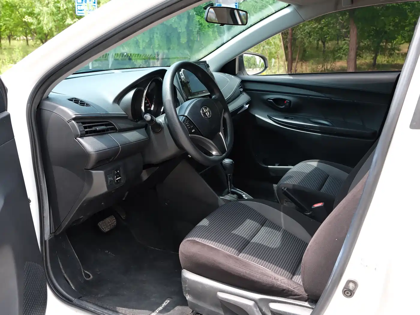 Toyota Vios FS 2021 1.5L CVT Fengchi Edition фото 7