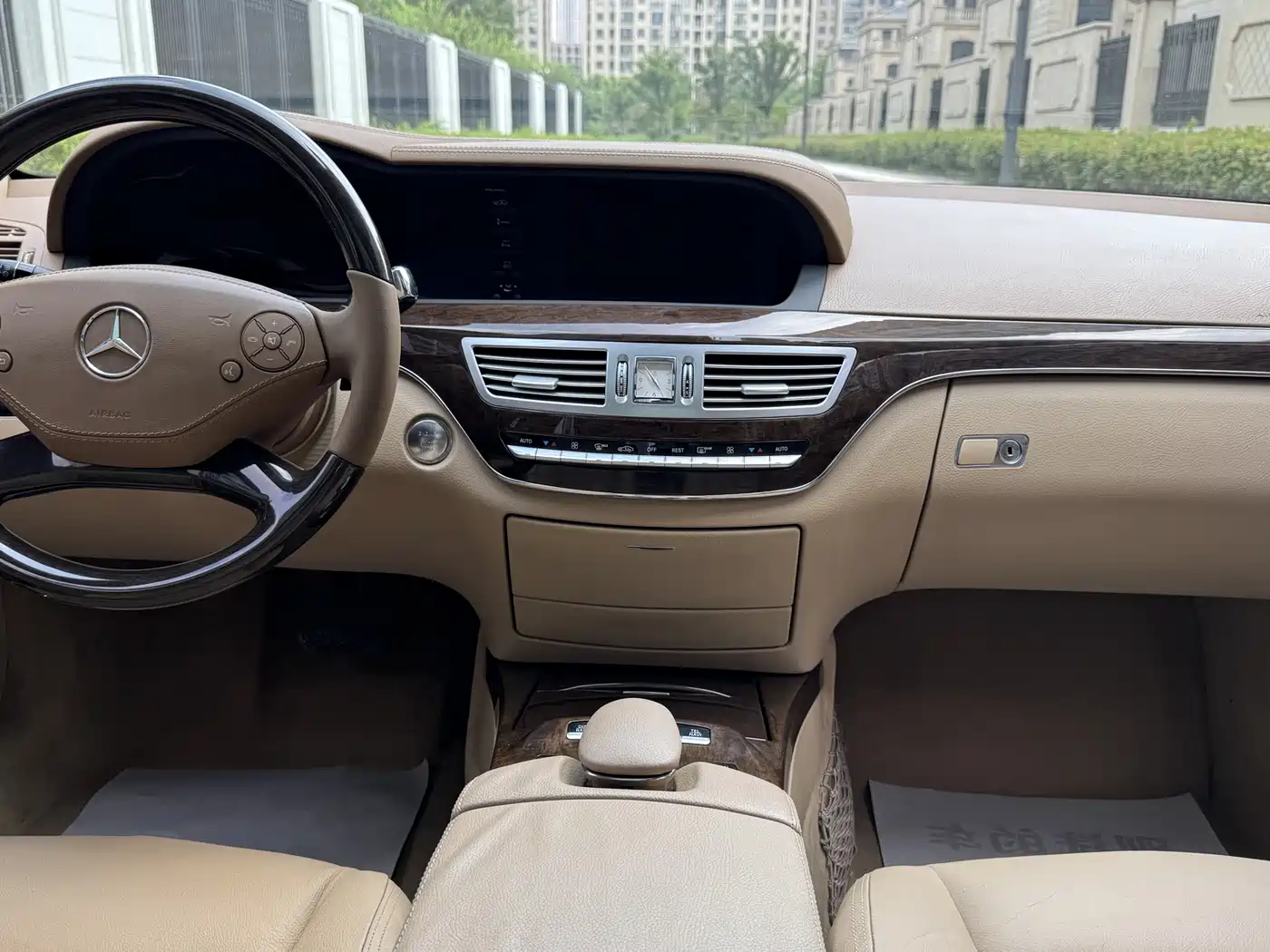 Mercedes-Benz S-Class 2012 S 300 L Business Grand Edition фото 14
