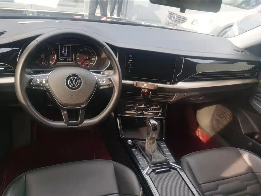 Volkswagen Passat 2020 330TSI Elite Edition China VI фото 12