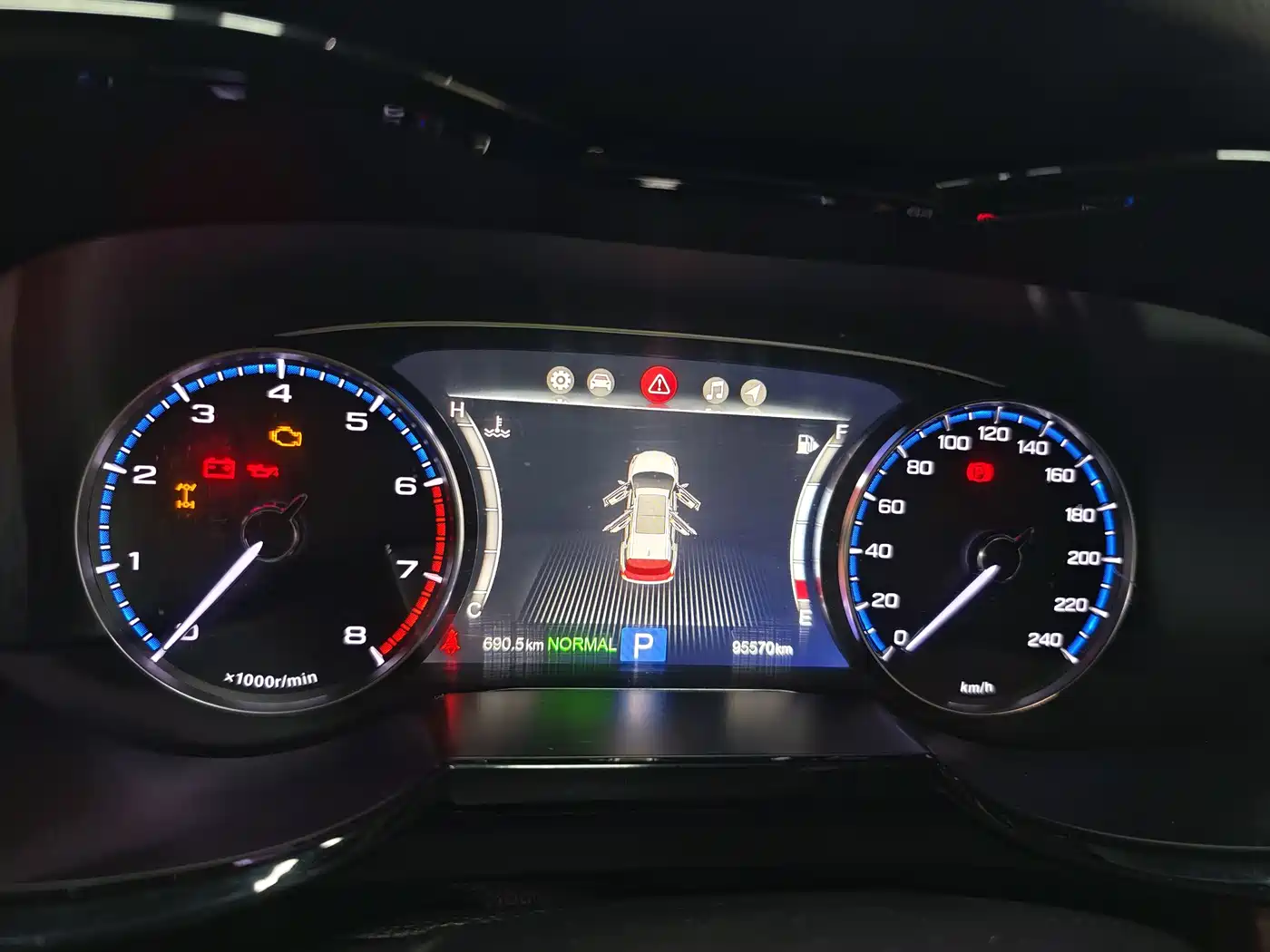GAC Trumpchi Trumpchi GS8 2017 320T AWD Luxury Smart Connect (7-Seater) фото 14