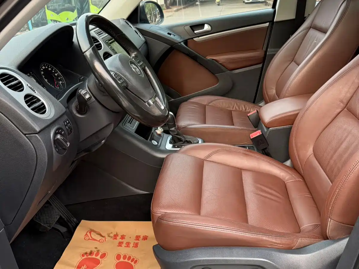 Volkswagen Tiguan 2015 1.8TSI Automatic 2WD Highline фото 4