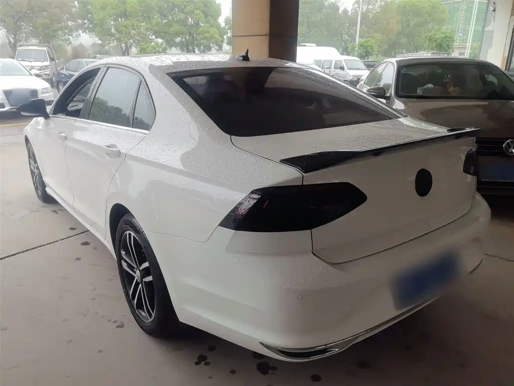 Volkswagen Lamando 2021 Facelift 280TSI DSG Comfort Edition фото 5