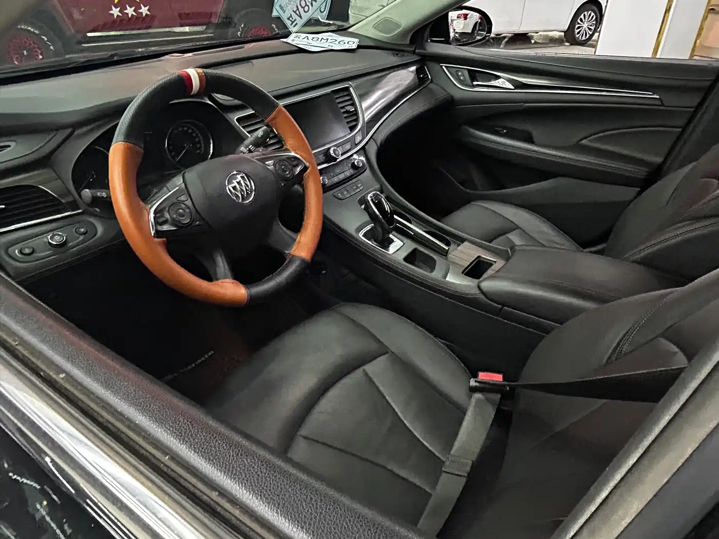 Buick LaCrosse 2016 Facelift 28T Elite фото 10