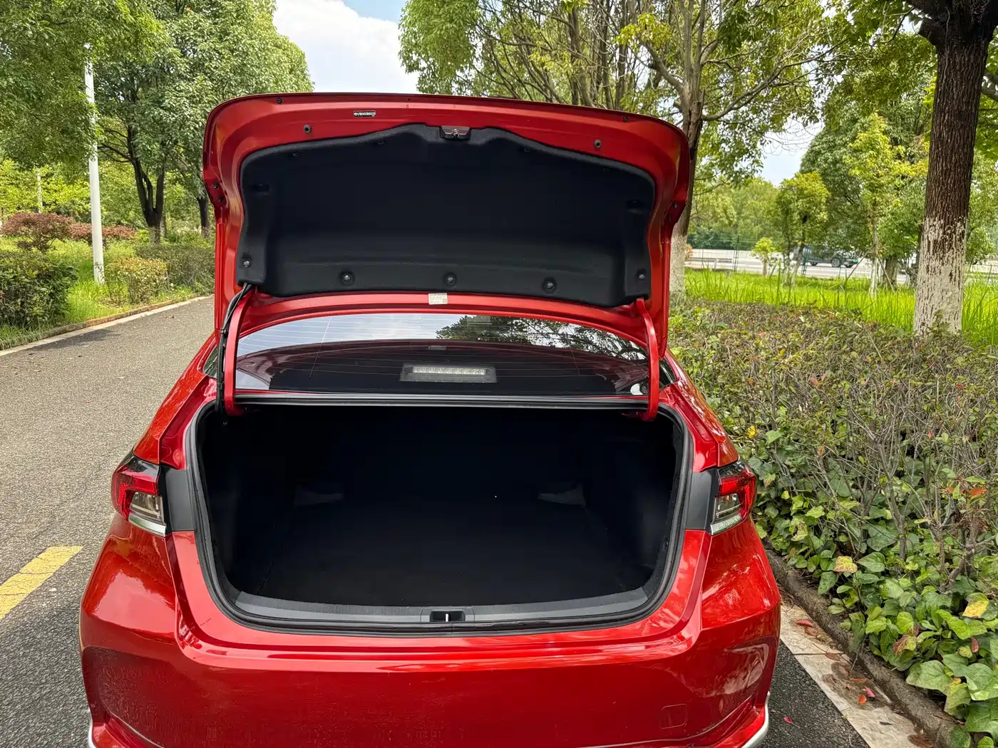 Photo 15 - Toyota Corolla