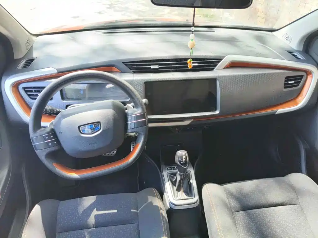 Geely Yuanjing X1 2019 2017 1.3L Auto Fun Edition