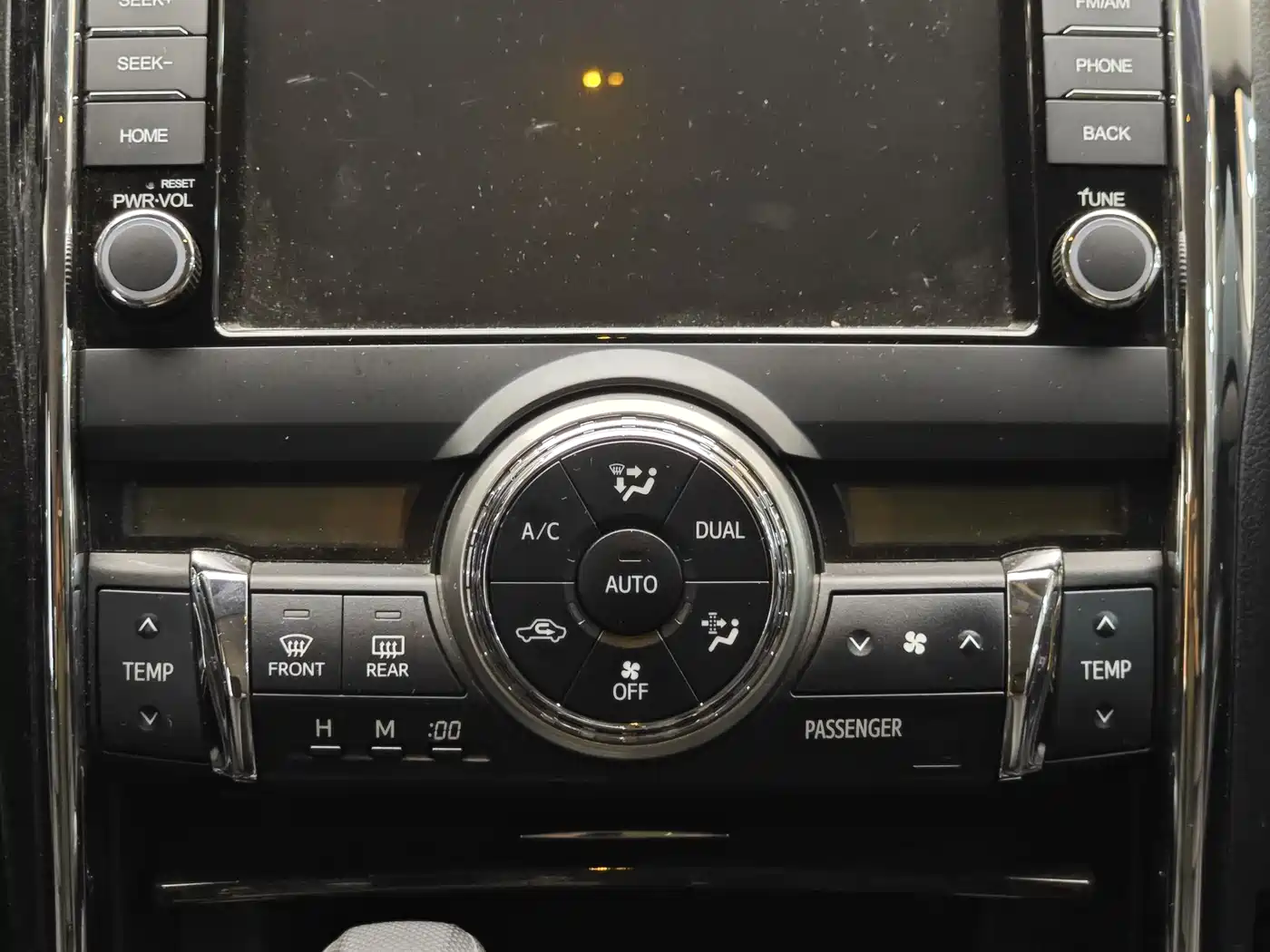 Toyota Reiz 2013 2.5S Elite Edition фото 17