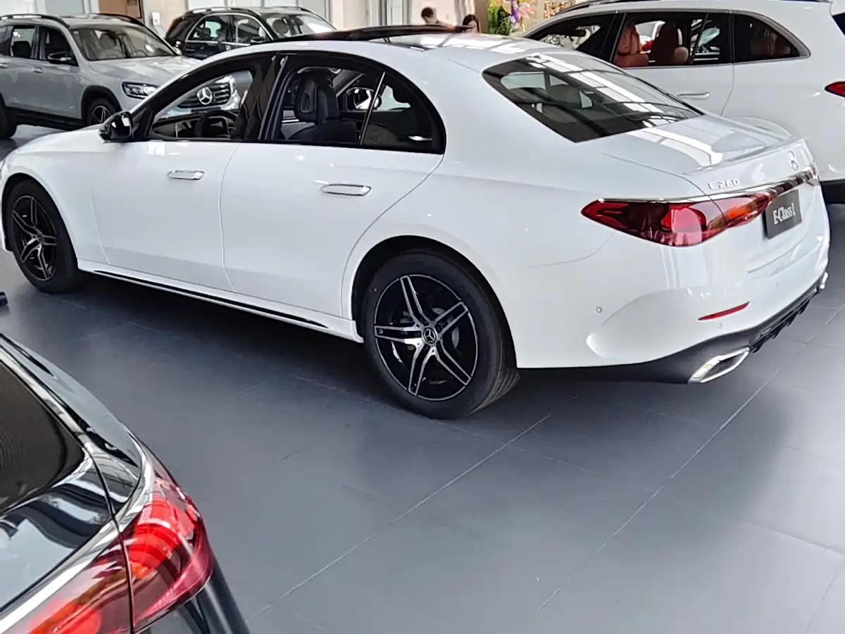 Mercedes-Benz E-Class (Import) 2025 E 260 Sport фото 6