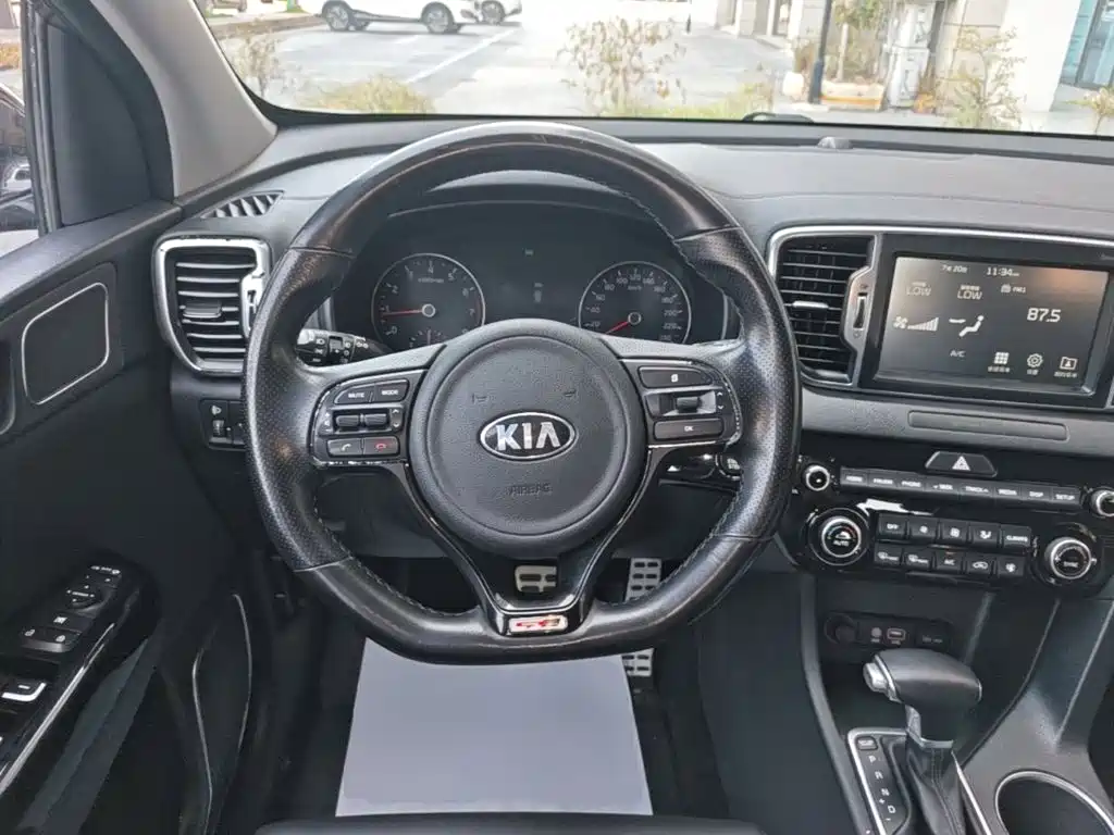 Kia KX5 2016 2016 Model 1.6T Automatic 2WD DLX
