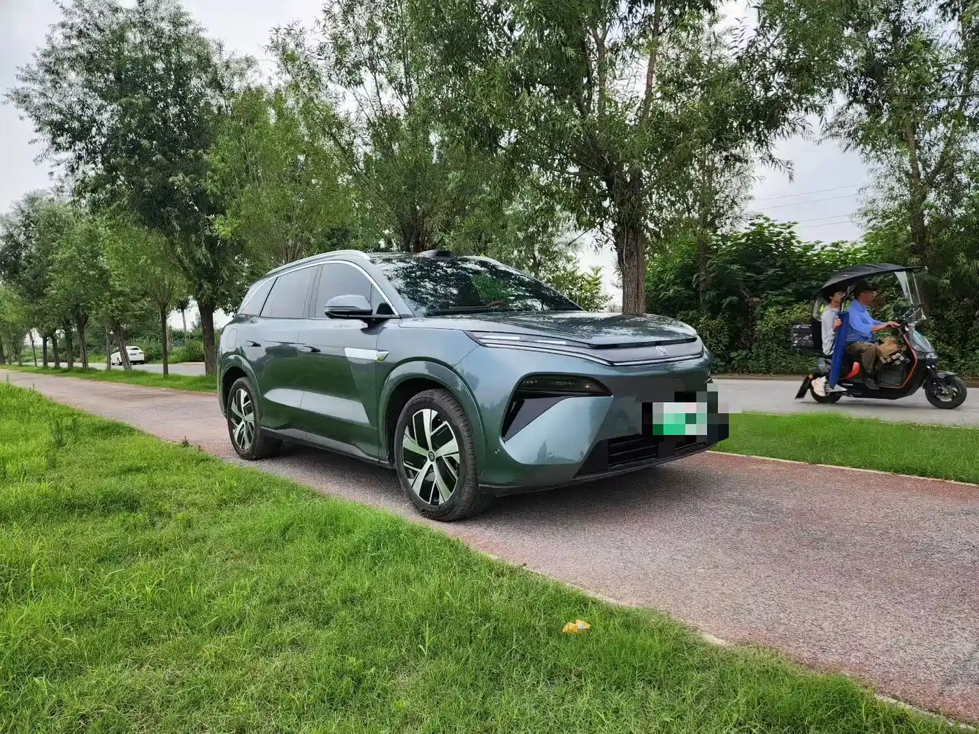 BYD Tang L 2025 2025 Model DM 215KM LiDAR Flagship