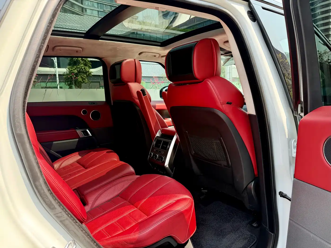 Land Rover Range Rover Sport 2017 3.0 SC V6 Genesis Edition DYNAMIC фото 24