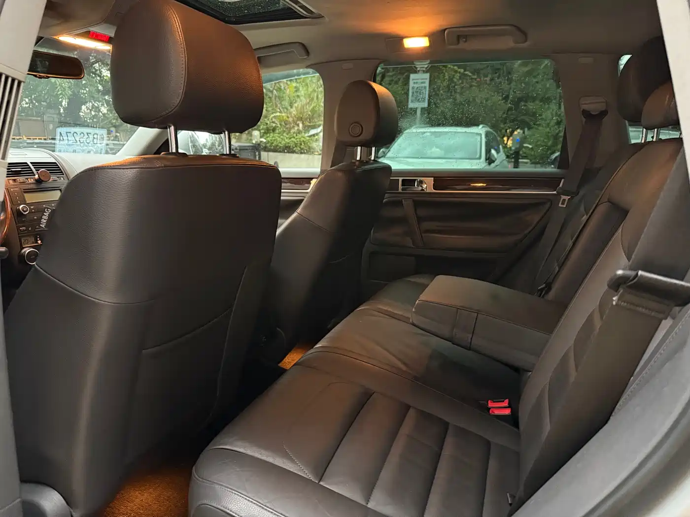 Volkswagen Touareg 2010 3.6 Limited Luxury Edition фото 8