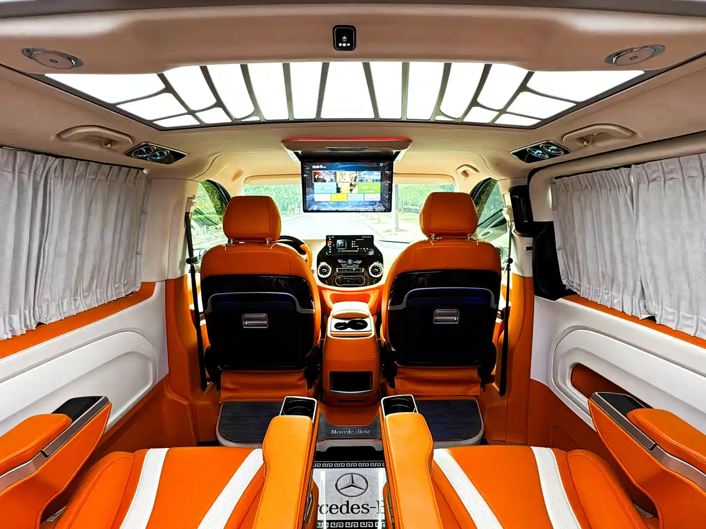 Mercedes-Benz Vito 2023 2.0T Elite 7-Seater фото 15