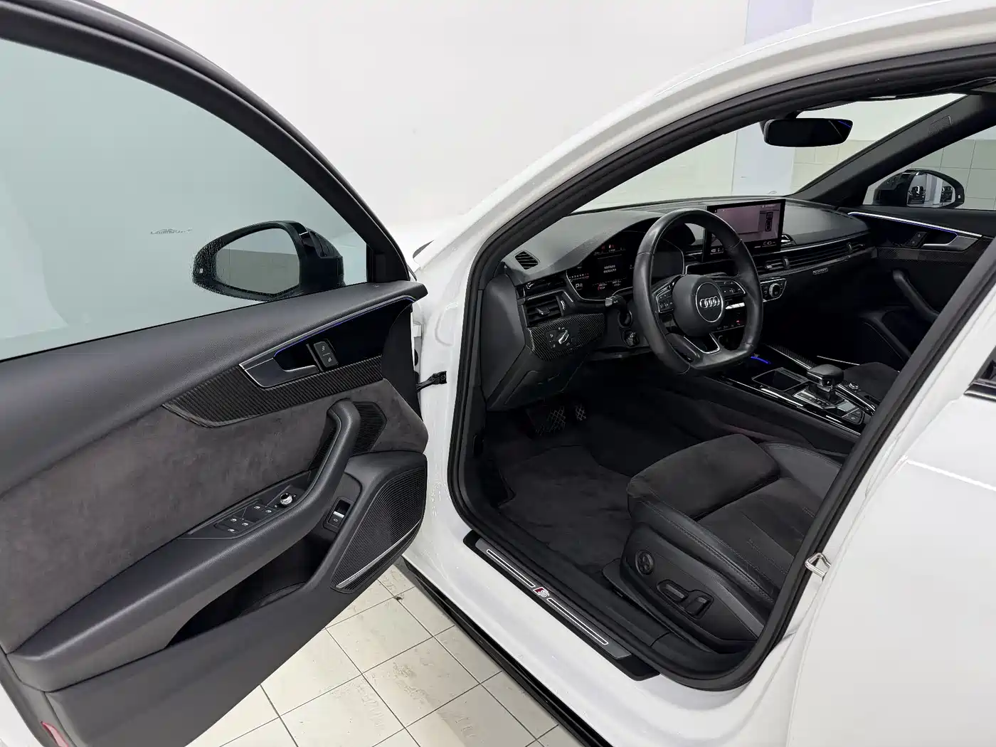 Audi A4L 2022 45 TFSI quattro Premium Dynamic фото 10