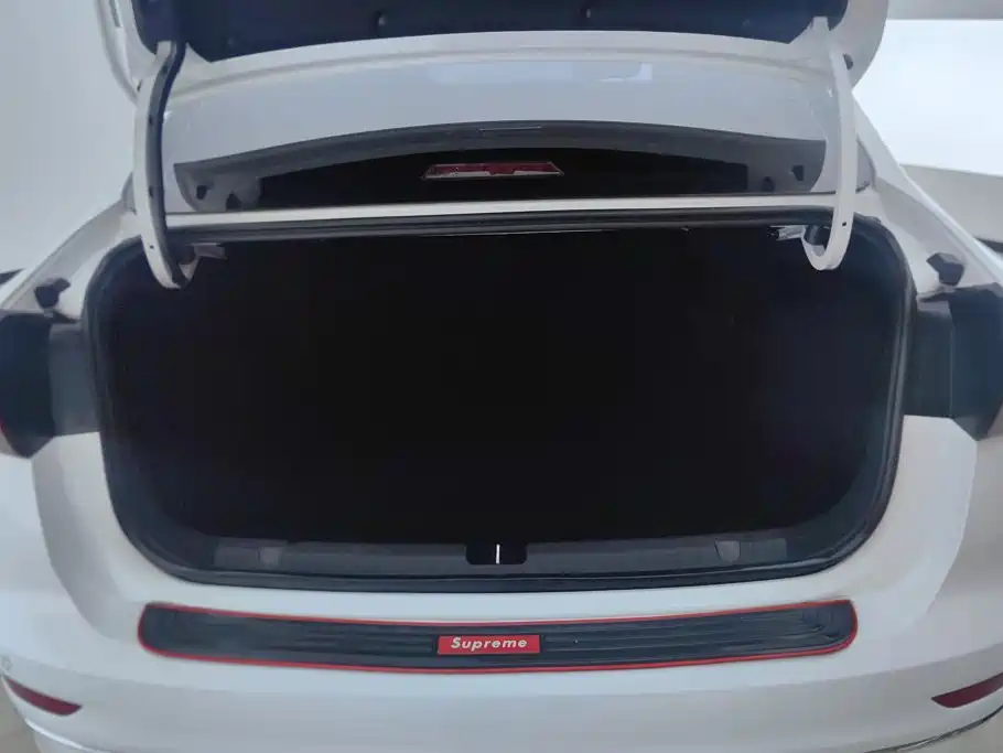 Geely Emgrand L 2023 2022 1.4T CVT Flagship
