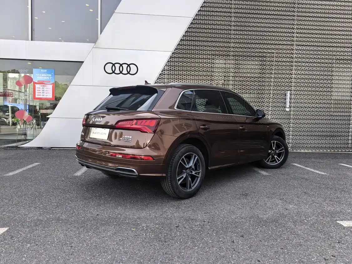 Audi Q5L 2018 40 TFSI Premium Fashion China VI фото 4