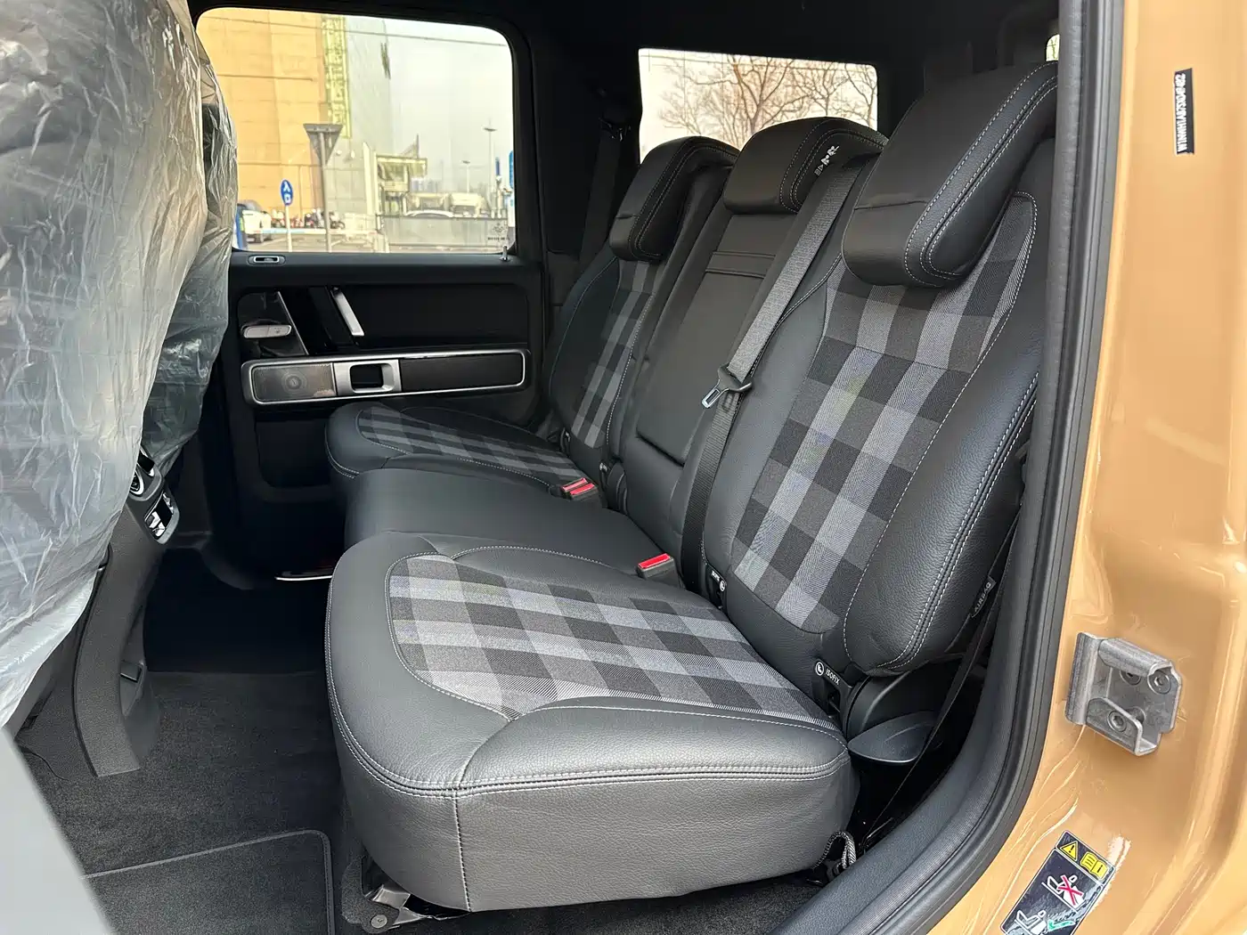 Mercedes-Benz G-Class 2025 G 500 фото 23