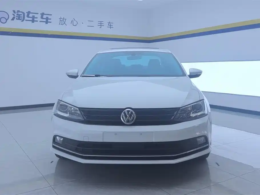 Volkswagen Sagitar 2017 180TSI Auto Exclusive Edition фото 2