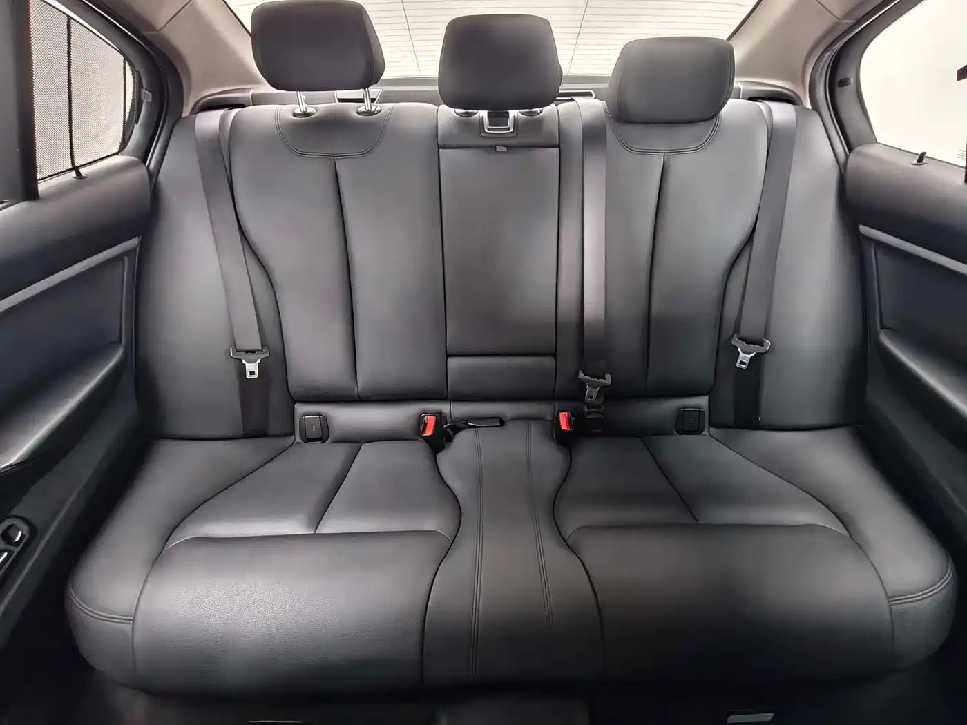 BMW 3 Series 2016 320Li Progressive фото 13