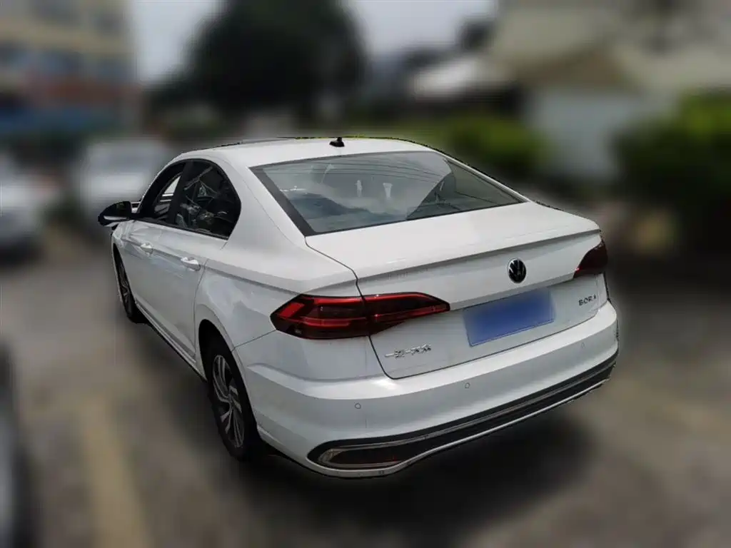 Volkswagen Bora 2025 200TSI DSG Joy Ride Navigation Edition фото 9