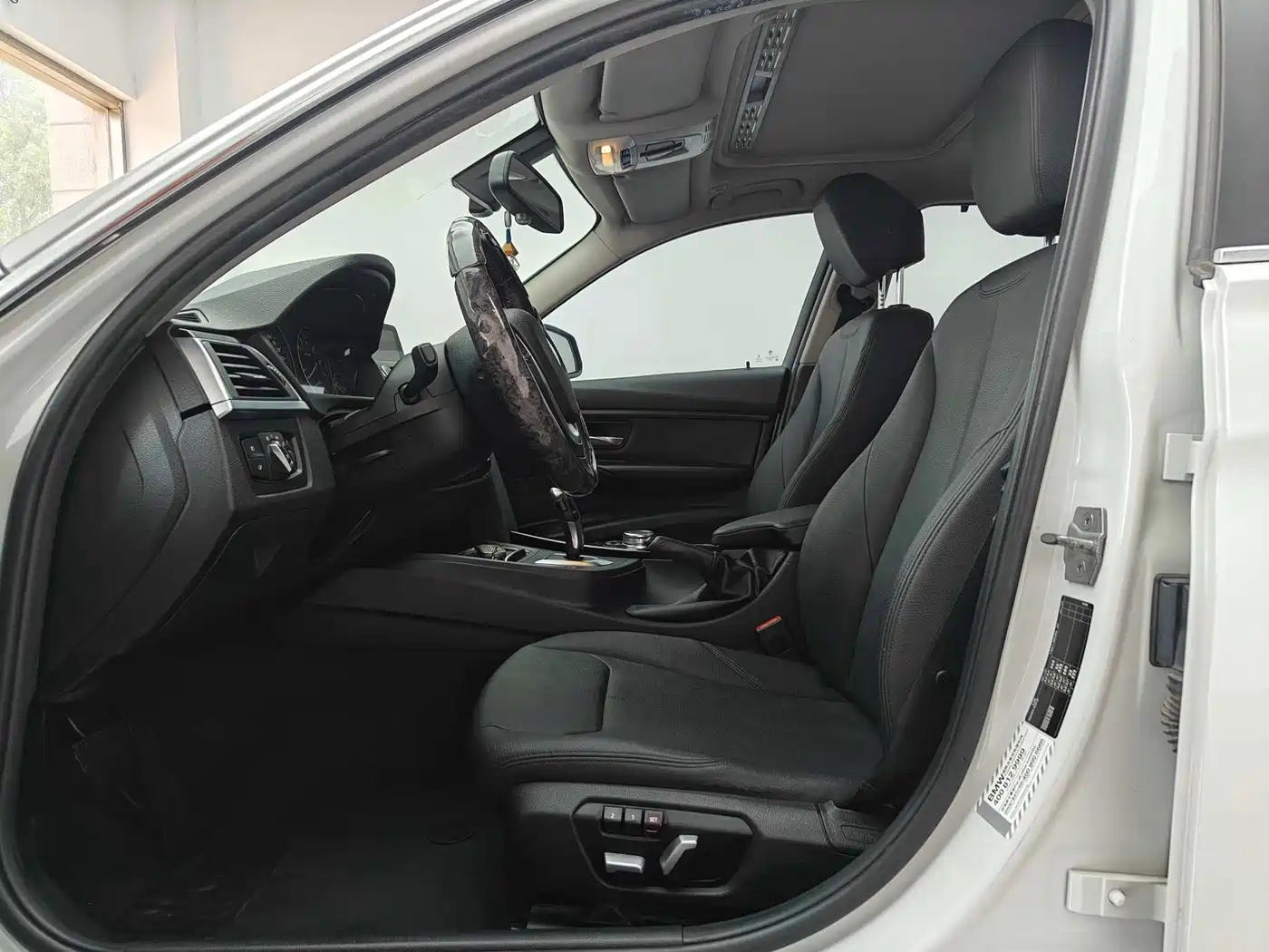 BMW 3 Series 2016 320Li Progressive фото 8