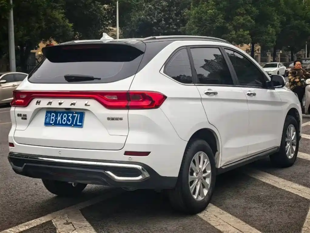 Haval M6 2021 PLUS 1.5T DCT Luxury Smart Connect фото 7
