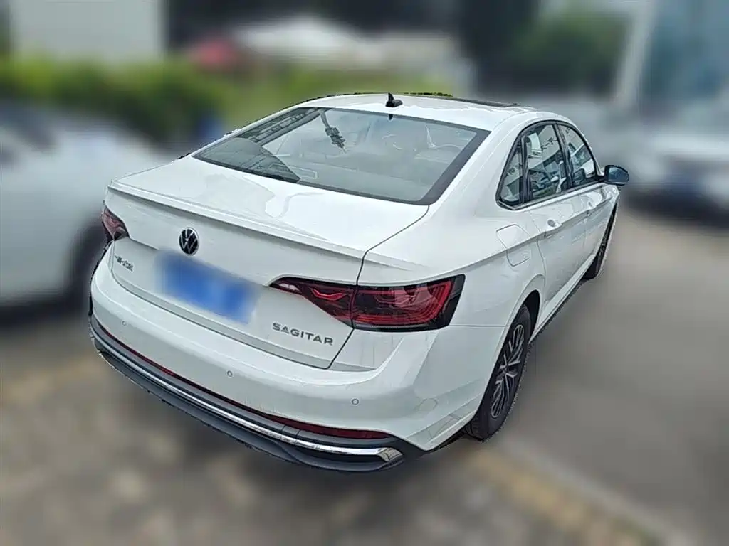 Volkswagen Sagitar 2025 200TSI DSG Flying Leap Edition фото 12