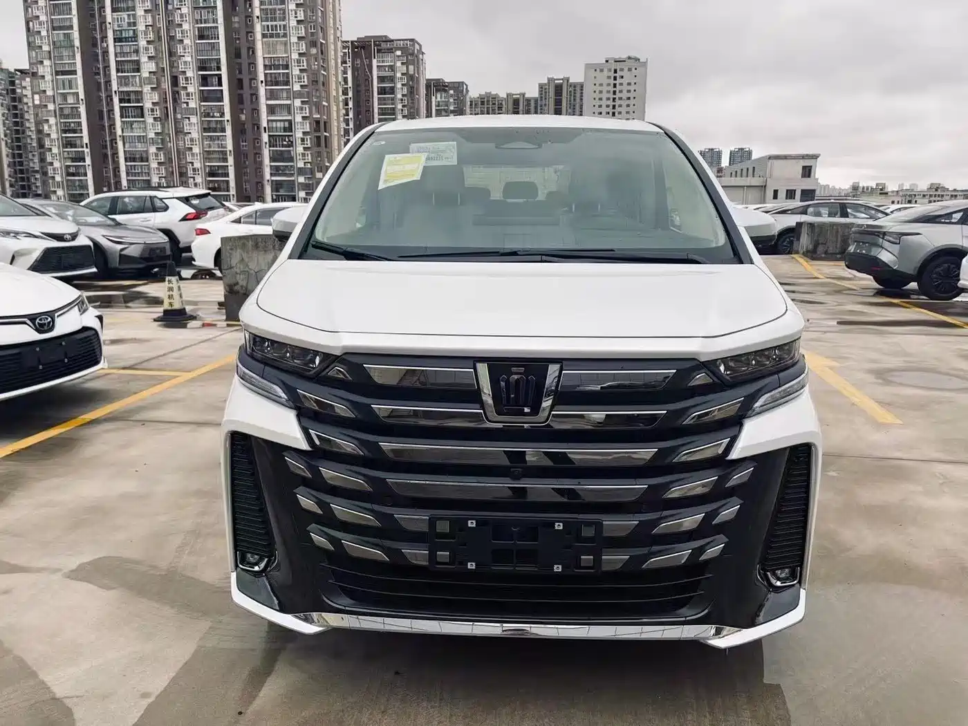 Toyota Vellfire 2024 Crown Hybrid 2.5L Executive Premium Edition