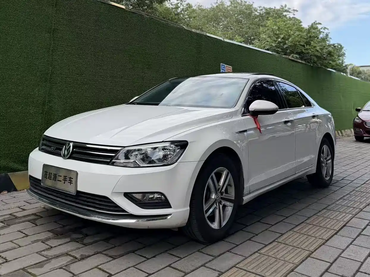 Volkswagen Lamando 2017 230TSI DSG Trend Edition