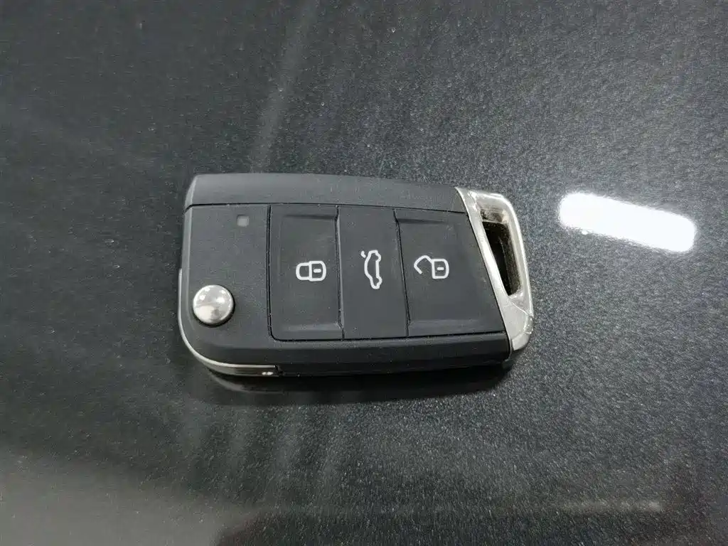 Volkswagen Sagitar 2021 280TSI DSG Comfort Smart Connect Edition фото 19