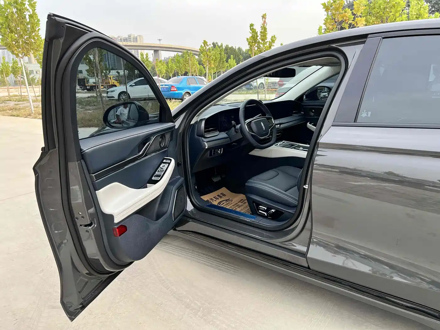 Lincoln Z 2022 2022 Model iCool Elegance Edition