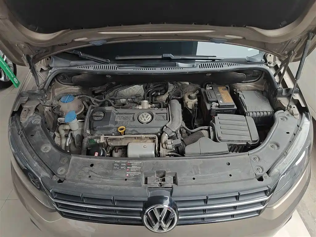 Volkswagen Touran 2015 1.4T DSG Comfort Edition 5-seater фото 20