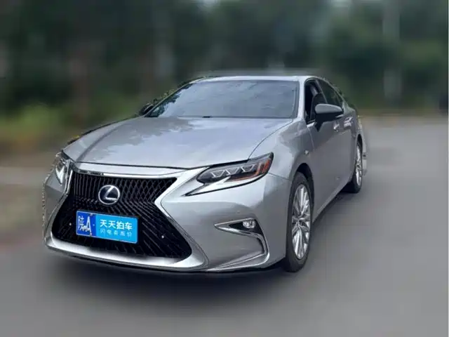  Lexus Lexus ES 2014 300h Elite Edition