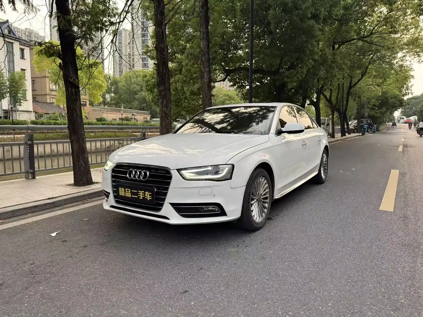 Audi A4L 2016 35 TFSI Collector's Edition Automatic Standard