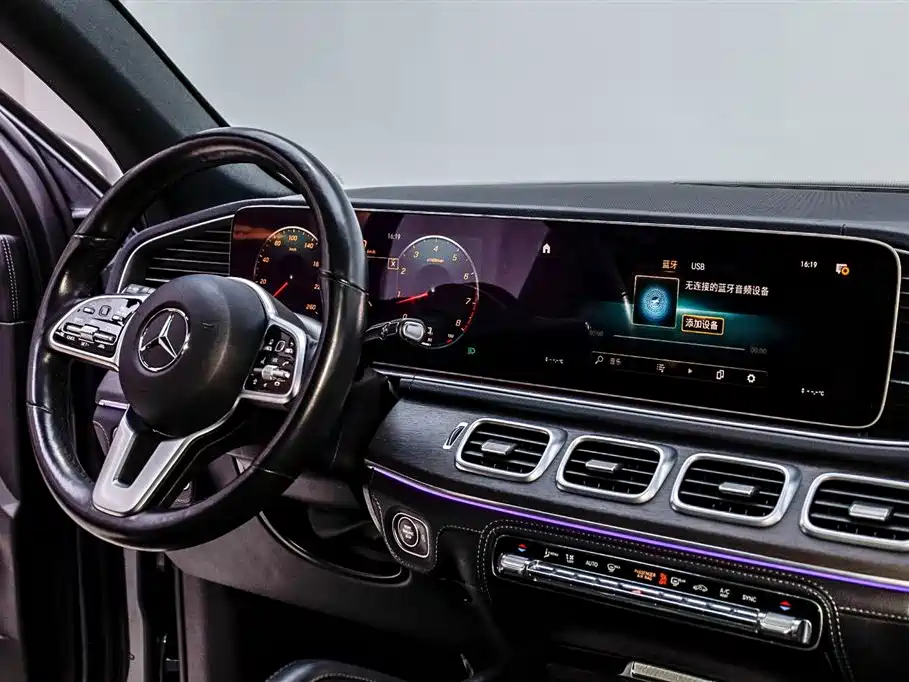 Mercedes-Benz GLE 2020 GLE 350 4MATIC Luxury фото 7