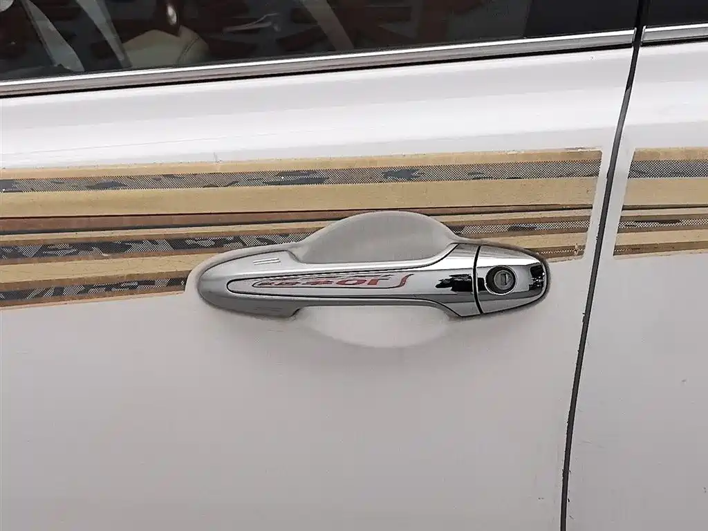 Toyota RAV4 Rongfang 2013 2.0L CVT 4WD Pioneer фото 18