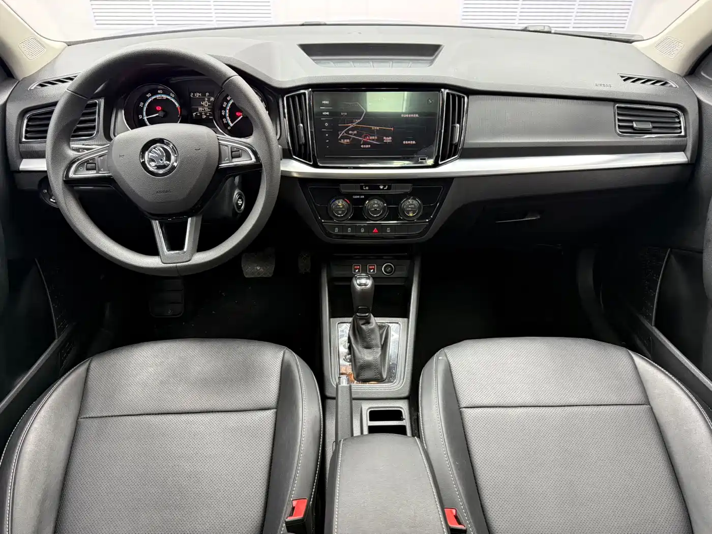 Škoda Kamiq 2022 1.5L Automatic Comfort Edition фото 9
