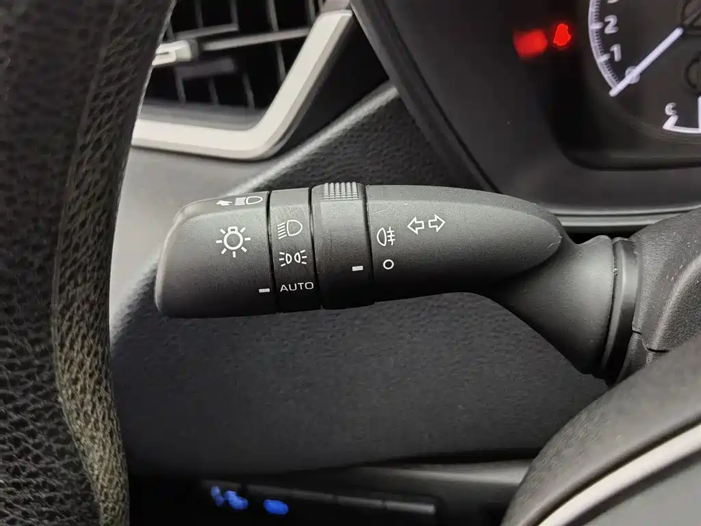 Toyota Levin 2022 185T CVT Luxury Edition фото 21