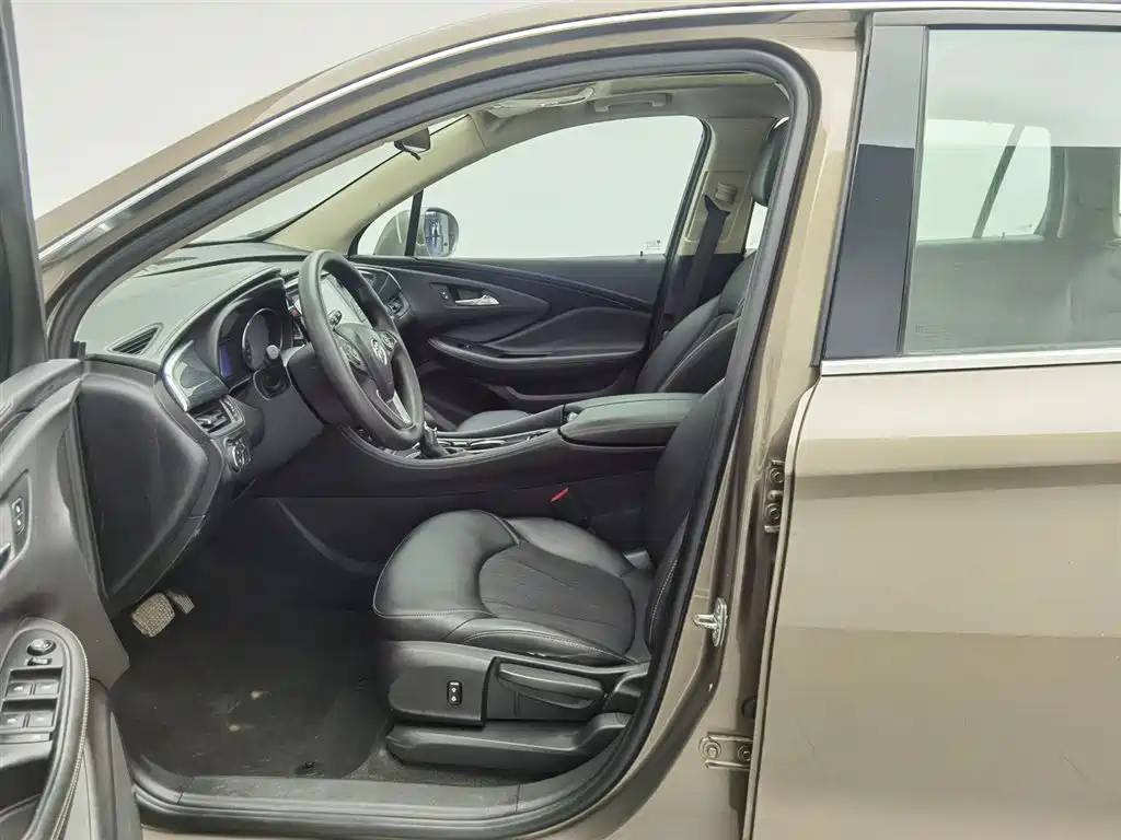 Buick Envision Plus 2017 20T FWD Premium фото 10